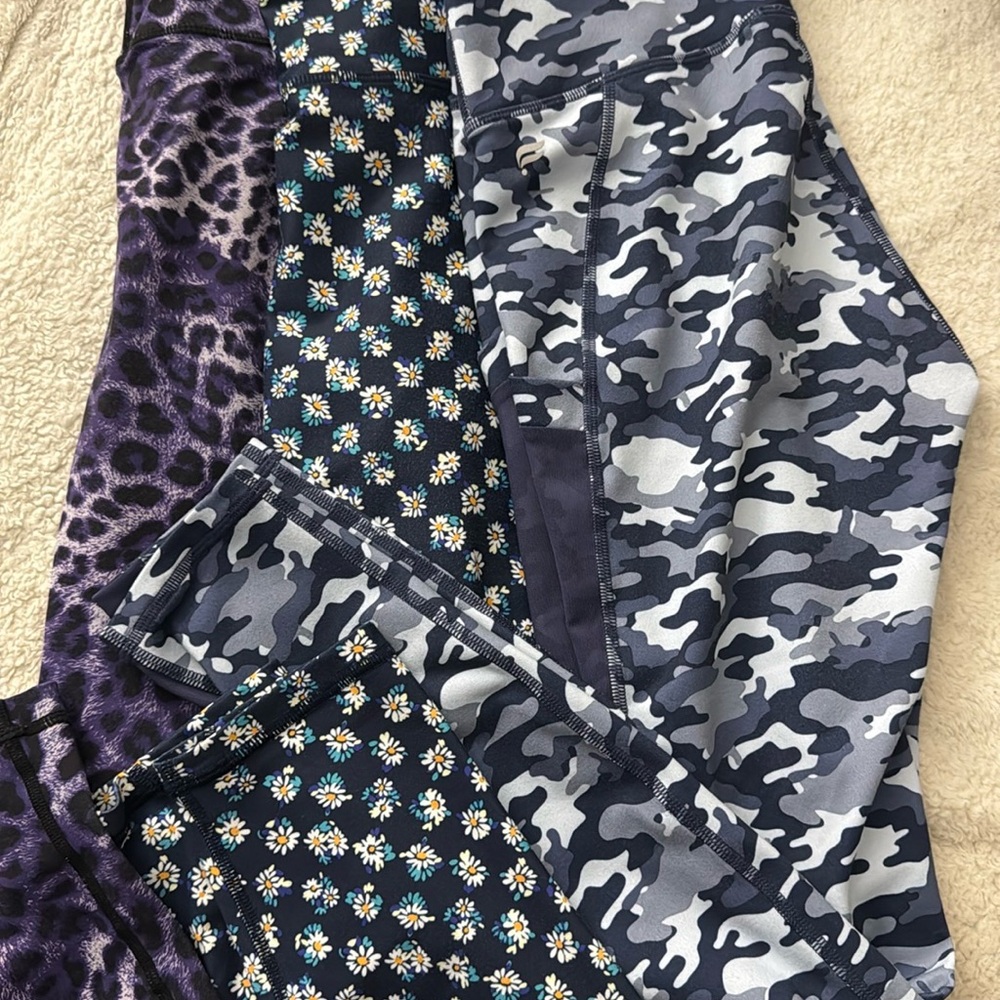 Stylish Patterned Leggings Set